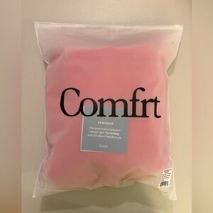 Comfrt Crimson Minimalist Hoodie Size Medium